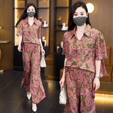 批发2026马年新款新中式衬衫女宽松立领盘扣上衣国风印花遮肉显瘦T恤