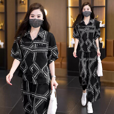 批发2026夏季新款大码菱格纹套装女胖mm遮肉显瘦缎面阔腿裤两件套