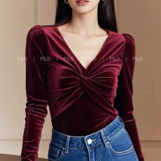 批发2025秋冬新款法式轻熟风V领丝绒长袖<b class='q'>衬衫</b>女<b class='q'>修身</b>显瘦短款上衣