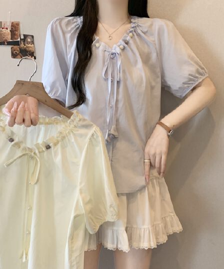 지방 mm 달콤함 귀여운 바람 프랑스식 거품 소매 여성 셔츠 여름 펌프 로프 장식 공 꽃 칼라 우아함 연령 감소 맨위