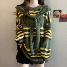 批发实拍大码秋冬慵懒风条纹上衣针织衫氛围感保暖毛衣配连帽披肩围巾