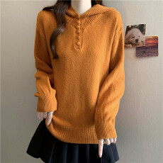 批发实拍<b class='q'>大码</b>秋冬氛围感软糯连帽打底上衣设计感洋气半纽扣毛衣针织衫