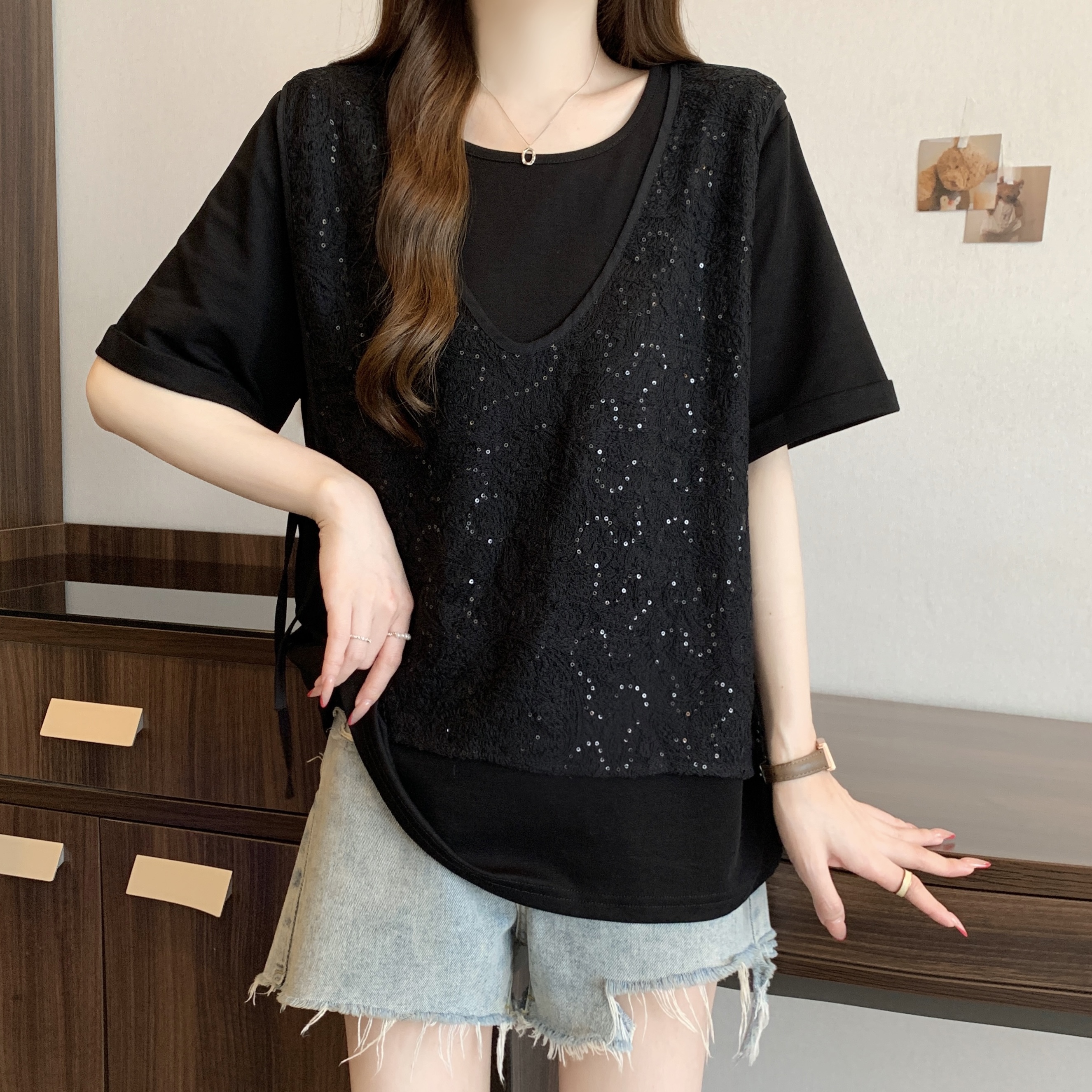 실사 비대칭 스트랩 패치워크 레이스 페이크 레이어드 반팔 티셔츠 여성 여름 루즈핏 캐주얼 디자인 센스 맨위