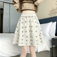 批发实拍 毛呢花朵半身裙女2026秋冬加厚韩系<b class='q'>复古</b>A字裙短裙蓬蓬花苞裙