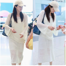 批发董璇同款白色宽松慵懒风长袖<b class='q'>镂空</b><b class='q'>罩衫</b>针织衫上衣半身裙套装女夏季