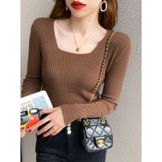 批发方领薄款针织<b class='q'>打底衫</b>女内搭春季<b class='q'>新款</b>时尚修身显瘦上衣潮