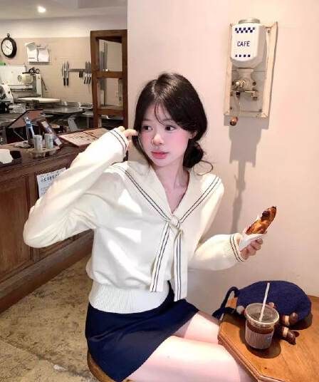 해군 칼라 숄 니트 스웨터 여성 2026 가을 새로운 학원 스타일 연령 감소 섹션 Chic 아름다운 품격 맨위