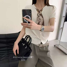 批发【冰爽丝】夏季新款<b class='q'>针织</b>V领配丝巾短袖时尚单排扣<b class='q'>开衫</b>女短袖上衣