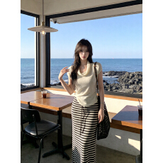 批发纯欲辣妹韩版荡领短袖T恤显瘦<b class='q'>条纹</b>半身裙套装女装洋气时髦气质