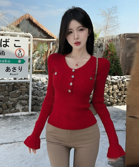유럽 한 여성 의류 새로운 순수한 욕망 작은 샤넬 스타일 V넥 싱글 줄 버튼 나팔 소매 금사 구덩이 기사 예쁜 스웨터 니트 스웨터