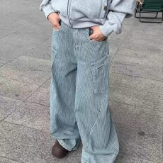 批发韩国chic复古辣妹设计感宽松大口袋条纹弯刀牛仔裤女高街阔腿长裤