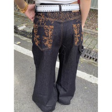 批发韩国chic<b class='q'>春</b>季美式复古刺绣花卉水洗牛仔裤街头宽松直筒休闲裤子女