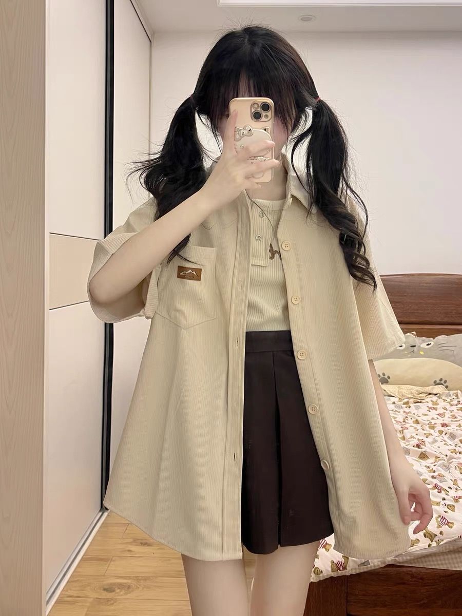 새로운 여름 새로운 항구 바람 레트로 미니멀리즘 자수 표준 반팔 여성 셔츠 거리 조수 브랜드 루즈핏 다용도 셔츠