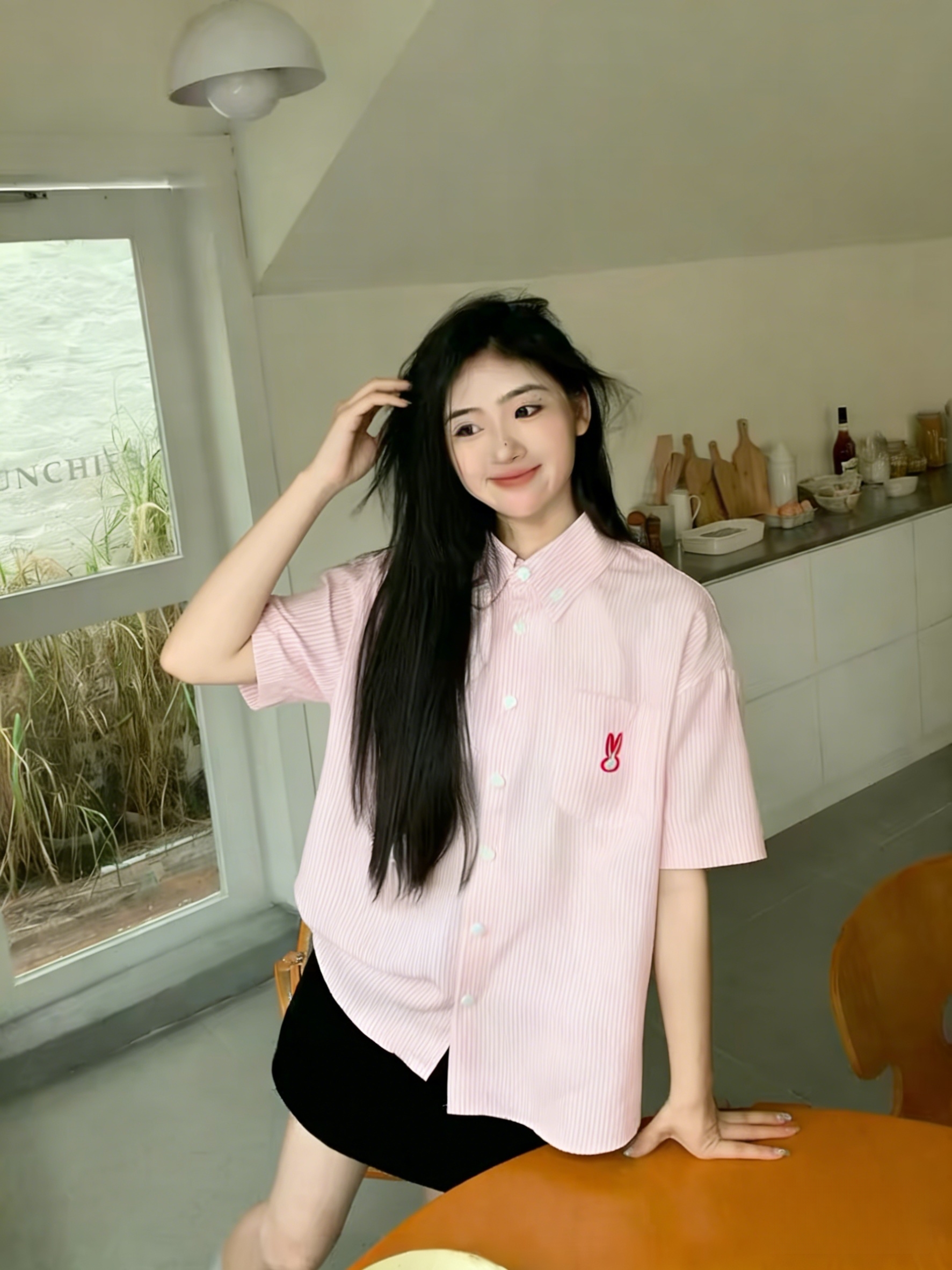 아메리칸 레트로 스트라이프 작은 청신 토끼 반팔 셔츠 여성 코트 여름 새로운 디자인 센스 루즈핏 셔츠 트렌디
