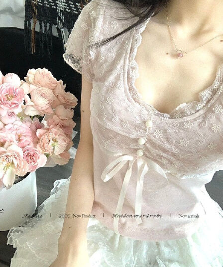한국 스타일 아메리칸 모달 부드러운 레이스 조각 티셔츠 여성 여름 펌프 Pleat 레이스업 허리 수축 슬림해 보이는 달콤한 자매 맨위