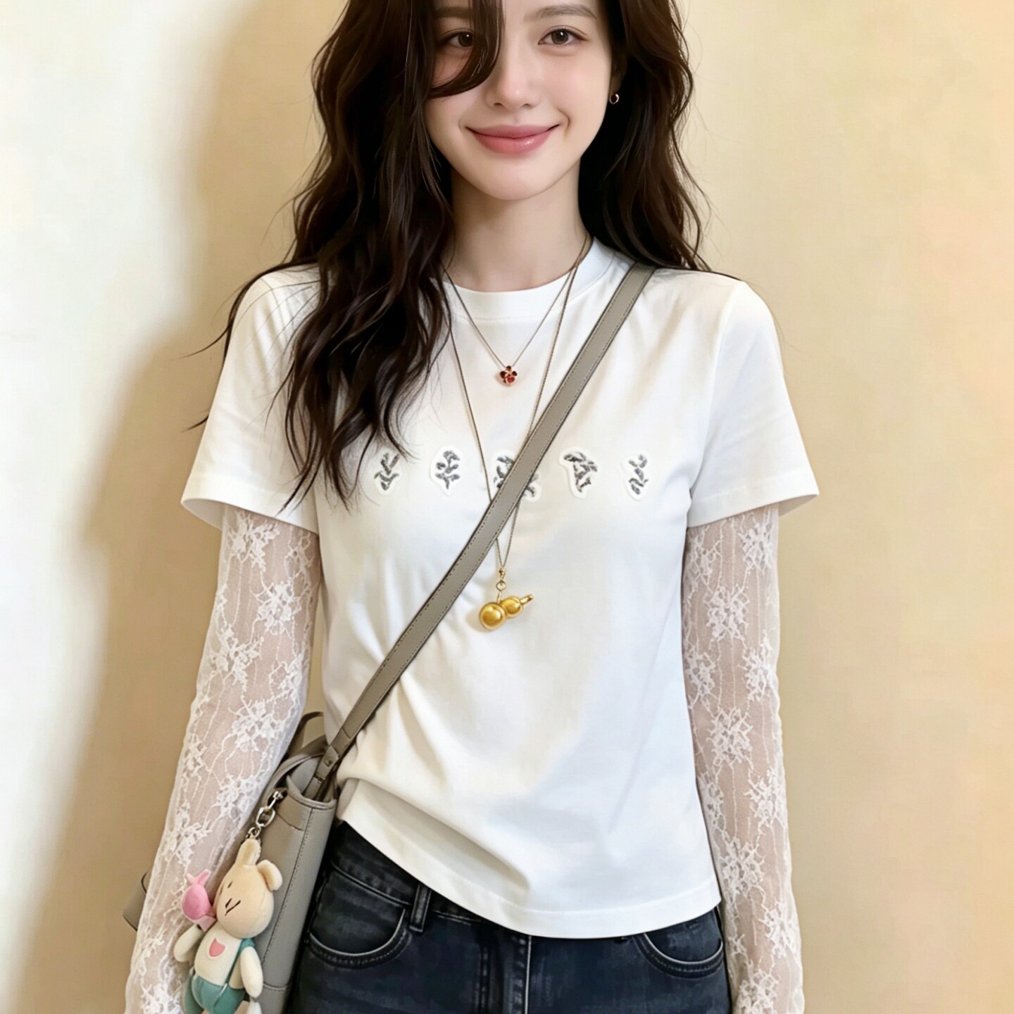 순면 더블 실 화이트 긍정적 인 어깨 긴팔 티셔츠 여성 2026 여름 패치워크 레이스 품격 작은 대중 페이크 레이어드 맨위