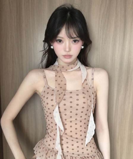 한국 chic 핫걸 도트 무늬 행침 목 맨위 여성 여름 부드러운 바람 리본 불규칙 프릴 몸매 가꾸기 슬립