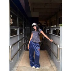 批发韩国chic美式美式街头刺绣缎面凉感休闲裤男女印花直筒宽松长<b class='q'>裤子</b>