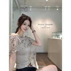 批发<b class='q'>韩国</b>chic薄纱披肩小众假两件无袖T恤女夏季新款辣妹一字收腰<b class='q'>上衣</b>