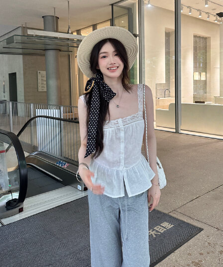한국 스타일 면 린넨 레이스 레이스 슬립 민소매 맨위 여성 2026 여름 새로운 패치워크 허리 수축 달콤함 작은 조끼