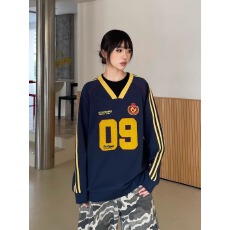 批发<b class='q'>韩国</b>chic美式重磅嘻哈卫衣女2026秋季新款V领球衣<b class='q'>情侣装</b>宽松外套