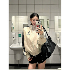 批发好质量美式复古立领麂皮绒卫衣外套<b class='q'>男</b>女秋季夹克痞帅机车骑行服潮