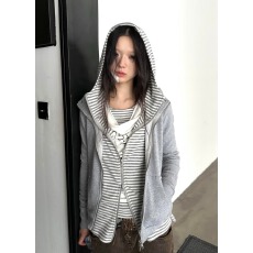 批发好质量 美式复古假两件条纹铆钉连帽<b class='q'>卫衣</b>女新款宽松显瘦<b class='q'>开衫</b>外套