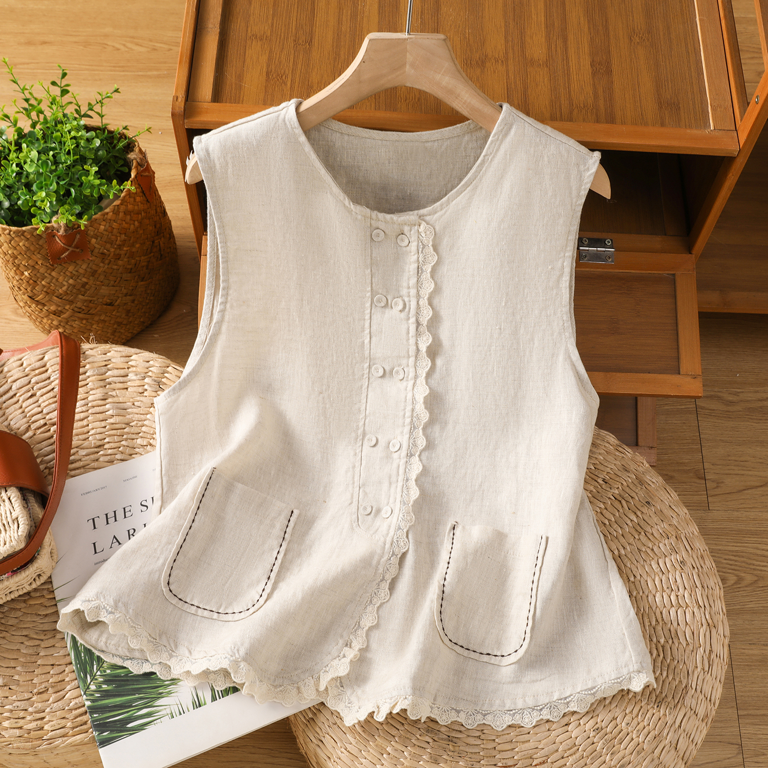 실사 작은 청신 아마 조끼 여자 봄 여름 새로운 레이스 레이스 패치워크 자수 민소매 오픈 가디건 외부 가져 가라.