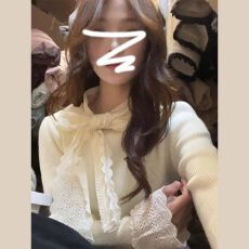 批发（2*2慕斯羊绒）蝴蝶结白色蕾丝内搭打底衫<b class='q'>女</b>秋冬小众上衣
