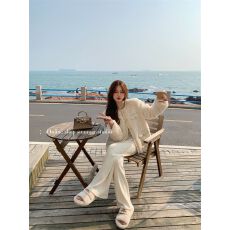 批发小香风毛毛<b class='q'>外套</b>女高级感2025春款羊羔绒设计感气质棉服秋韩系上衣