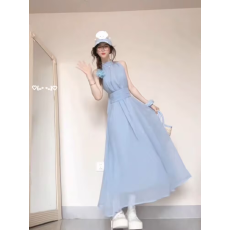 批发法式蓝色挂脖吊带连衣裙子女南法假日日常休闲裙海边度假收腰长裙