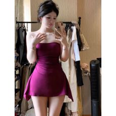批发辣妹风抹胸连衣裙女春季气质富家性感小众设计短裙一字领裙子百搭