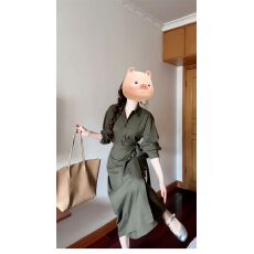 法式高级感绿色长袖衬衫连衣裙子女装2025新款开秋季穿搭收腰长裙