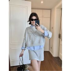 批发三件套 蝴蝶结显瘦卫衣女2024秋季新款半身裙一整套休闲<b class='q'>运动</b>套装