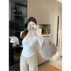 批发kumikumi性感辣妹杏色蝴蝶结<b class='q'>蕾丝</b>衬衫女冬季小众减龄修身显瘦上衣