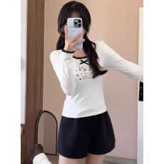 批发官图 内搭甜美上衣女秋冬款蕾丝花边印花<b class='q'>长袖</b>打底衫