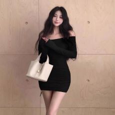 批发辣妹气质名媛一字连衣裙打底长袖秋冬新款修身显瘦修身包臀短<b class='q'>裙子</b>