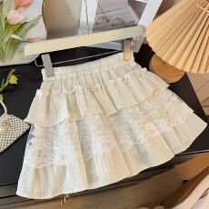 批发甜美荷叶边<b class='q'>蕾丝</b>拼接半身裙女春夏2026新款高腰褶皱层层蛋糕短裙潮