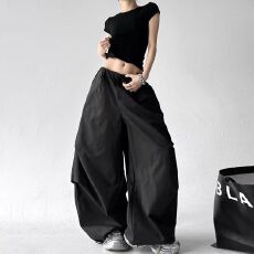 批发早春新款工装风高腰阔腿裤女宽松显瘦休闲直筒伞兵<b class='q'>裤子</b>