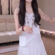 批发高级感<b class='q'>白色</b>小<b class='q'>吊带</b><b class='q'>背心</b>女夏2025新款大码胖MM宽松内搭上衣无袖T恤