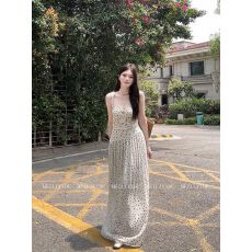 批发法式气质收腰波点吊带裙<b class='q'>连衣裙</b><b class='q'>女</b>夏季海边度假风裙子系带A字长<b class='q'>裙</b>