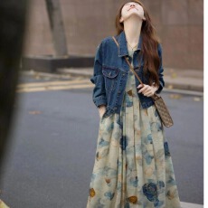 批发早秋新款高品质水墨画<b class='q'>背心</b>裙<b class='q'>牛仔</b>外套孕妇两件套装