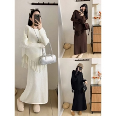 春秋新款2026时尚减龄高级感流苏慵懒风针织毛衣+半身裙孕妇套装