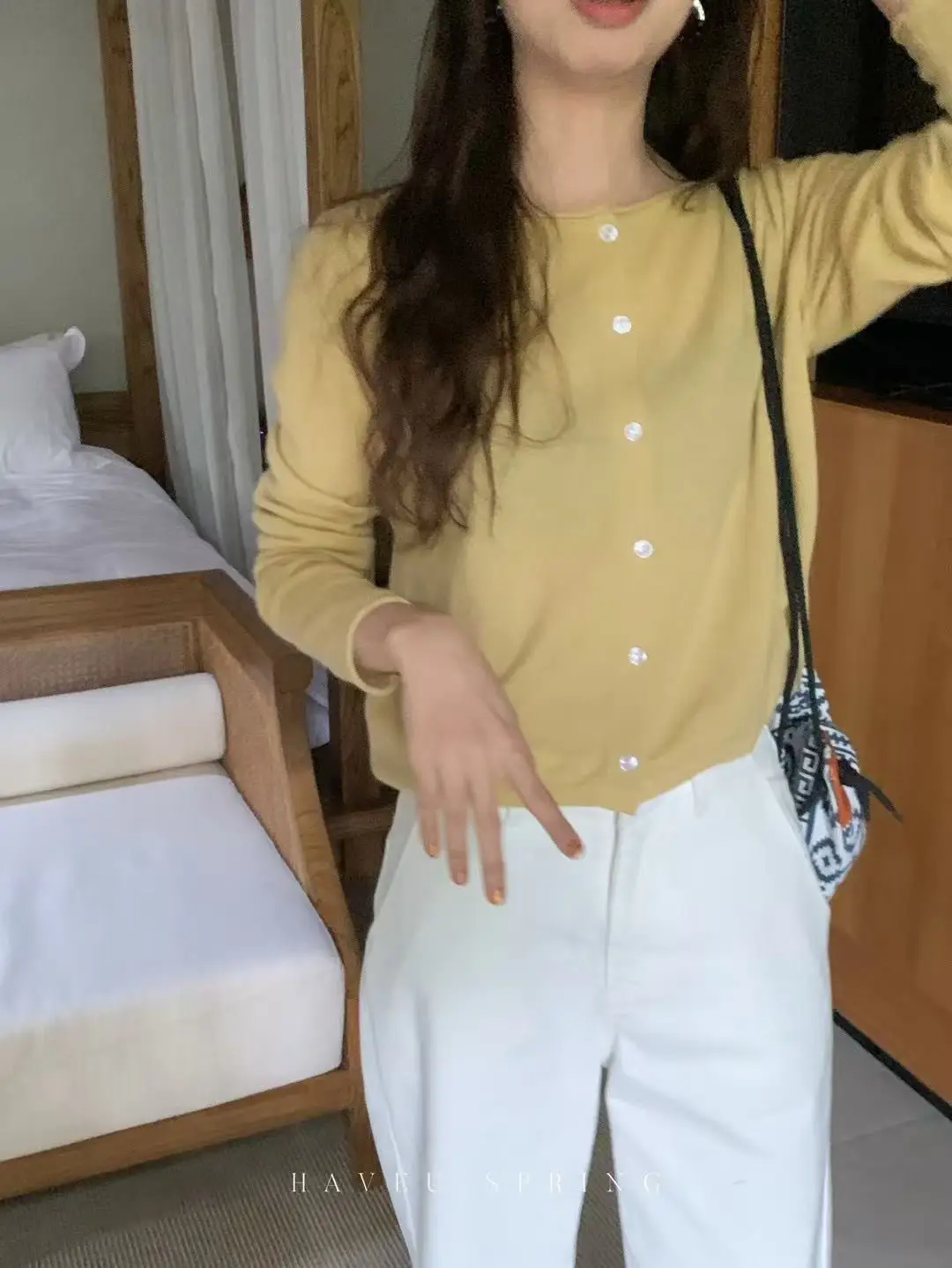 라운드넥 니트 가디건 상세 이미지 9