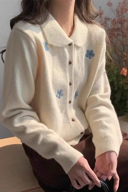 내추럴 레트로 폴로 칼라 자수 가디건 상세 이미지 3