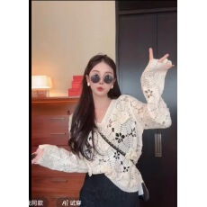 批发花朵套头针织衫女秋冬季新款chic炸街上衣潮流长袖棉