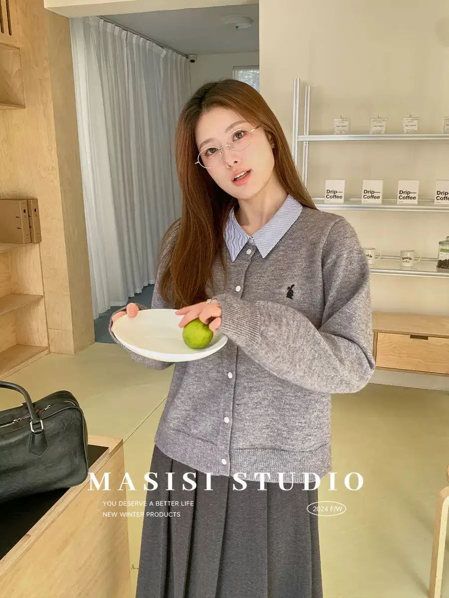 폴드 칼라 프레피 가디건 상세 이미지 2
