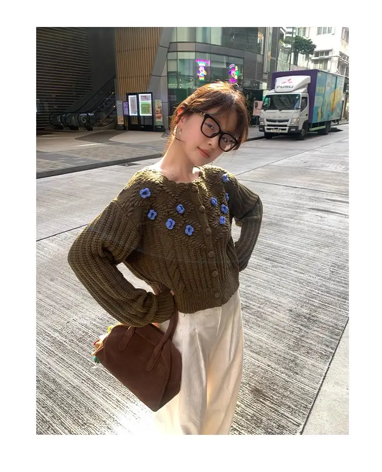 꽈배기 라운드넥 크롭 니트 가디건 상세 이미지 1