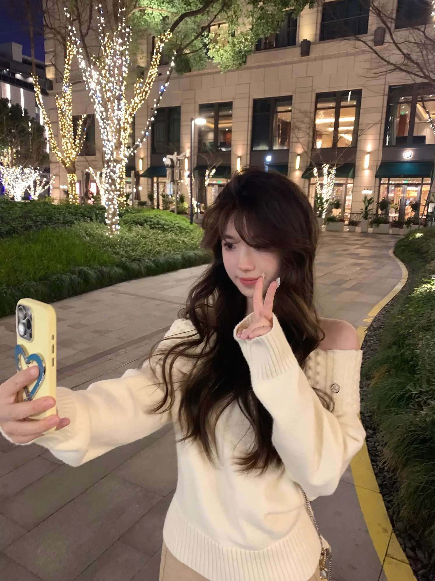 케이블 홀터넥 오프숄더 니트 상세 이미지 3