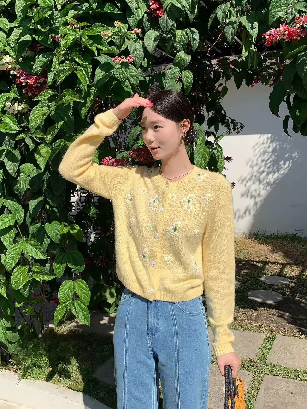데이지 자수 니트 상세 이미지 1